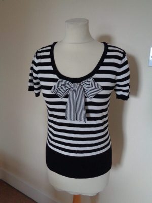 AUTHENTIC KNITS BLACK AND WHITE STRIPED JUMPER BOW DETAIL