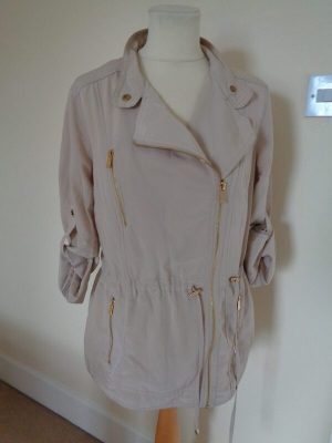 EPISODE BEIGE JACKET WITH FEATURE GOLD COLOURED ZIPS