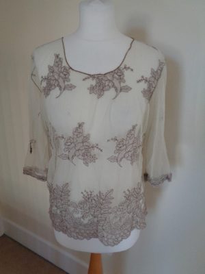 ELISA CAVALETTI BEIGE NET LACE TOP WITH THREE QUARTER LENGTH SLEEVES