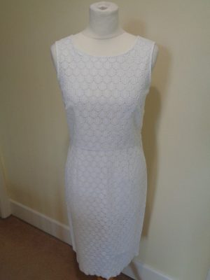 PURE COLLECTION WHITE LACE SLEEVELESS DRESS