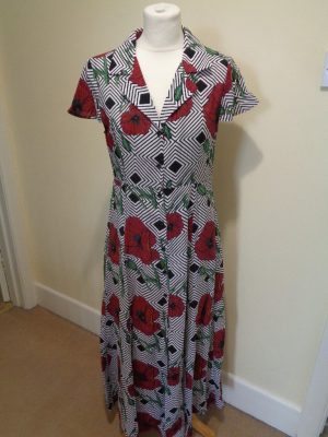 ANONYME DESIGNERS BLACK, WHITE AND RED FLORAL PRINT SHORT SLEEVE DRESS