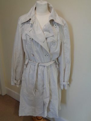 MARC CAIN CREAM POLISHED COTTON BELTED TRENCH COAT
