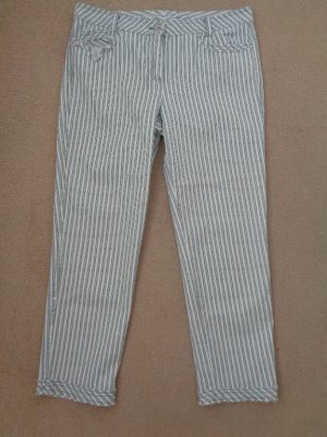 ELISA CAVALETTI GREY AND WHITE STRIPED CROPPED JEANS - SIZE LARGE