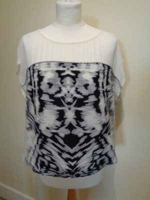 MINT VELVET CREAM AND GREY ABSTRACT PRINT TUNIC WITH SILVER BEAD DETAIL