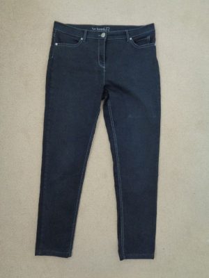 TONI BLACK JEANS WITH GREY STITCH AND SPARKLE DETAIL