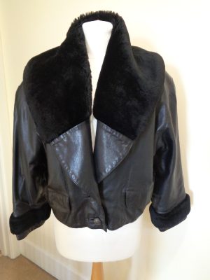 JANE NORRIS BLACK LEATHER JACKET WITH SHEEPSKIN COLLAR AND CUFFS