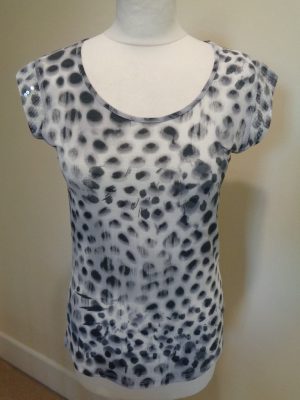 MONARI GREY AND WHITE ANIMAL PRINT TOP WITH SEQUIN SLEEVE DETAIL