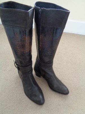 STUART WEITZMAN BROWN MULTI LEATHER KNEE HIGH BOOTS WITH BUCKLE DETAIL