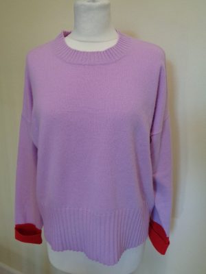 COCOA CASHMERE LILAC CASHMERE JUMPER WITH RED CUFF DETAIL